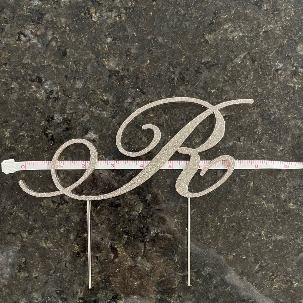 Rhinestone cake topper - letter R - Picture 3 of 5
